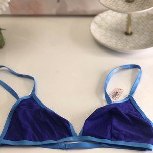 VICTORIA'S SECRET BRALETTE SIZE SMALL